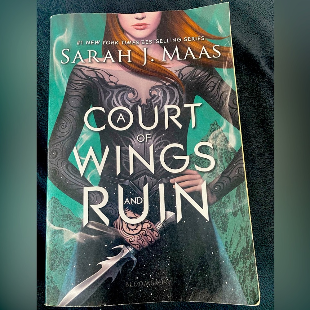 A Court of Wings and ruin